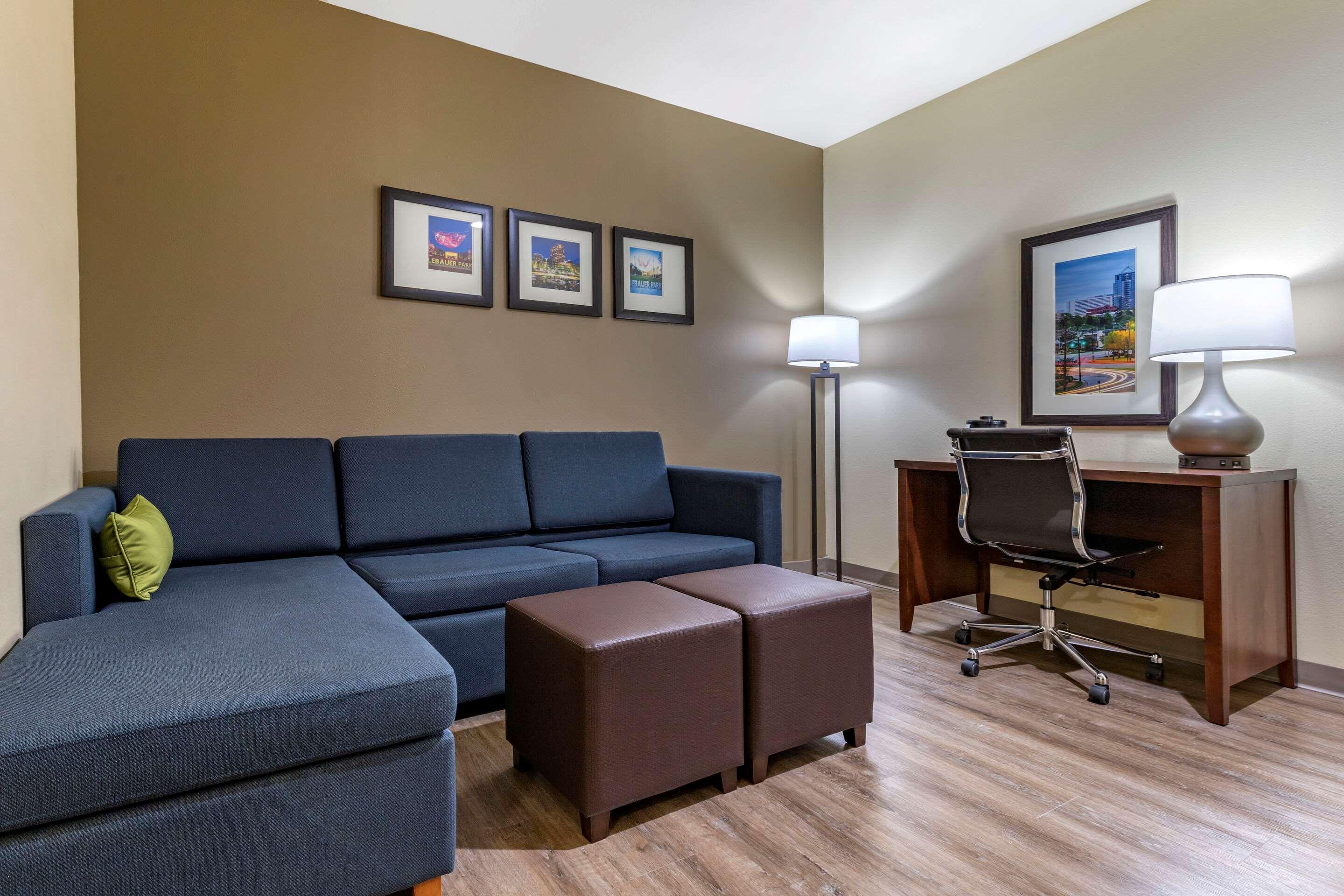 Comfort Inn & Suites High Point - Archdale מראה חיצוני תמונה