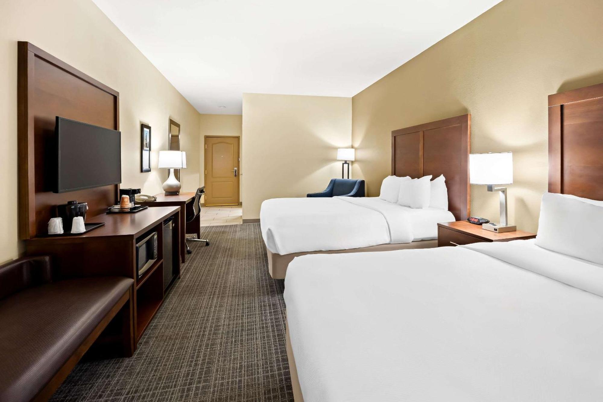 Comfort Inn & Suites High Point - Archdale מראה חיצוני תמונה