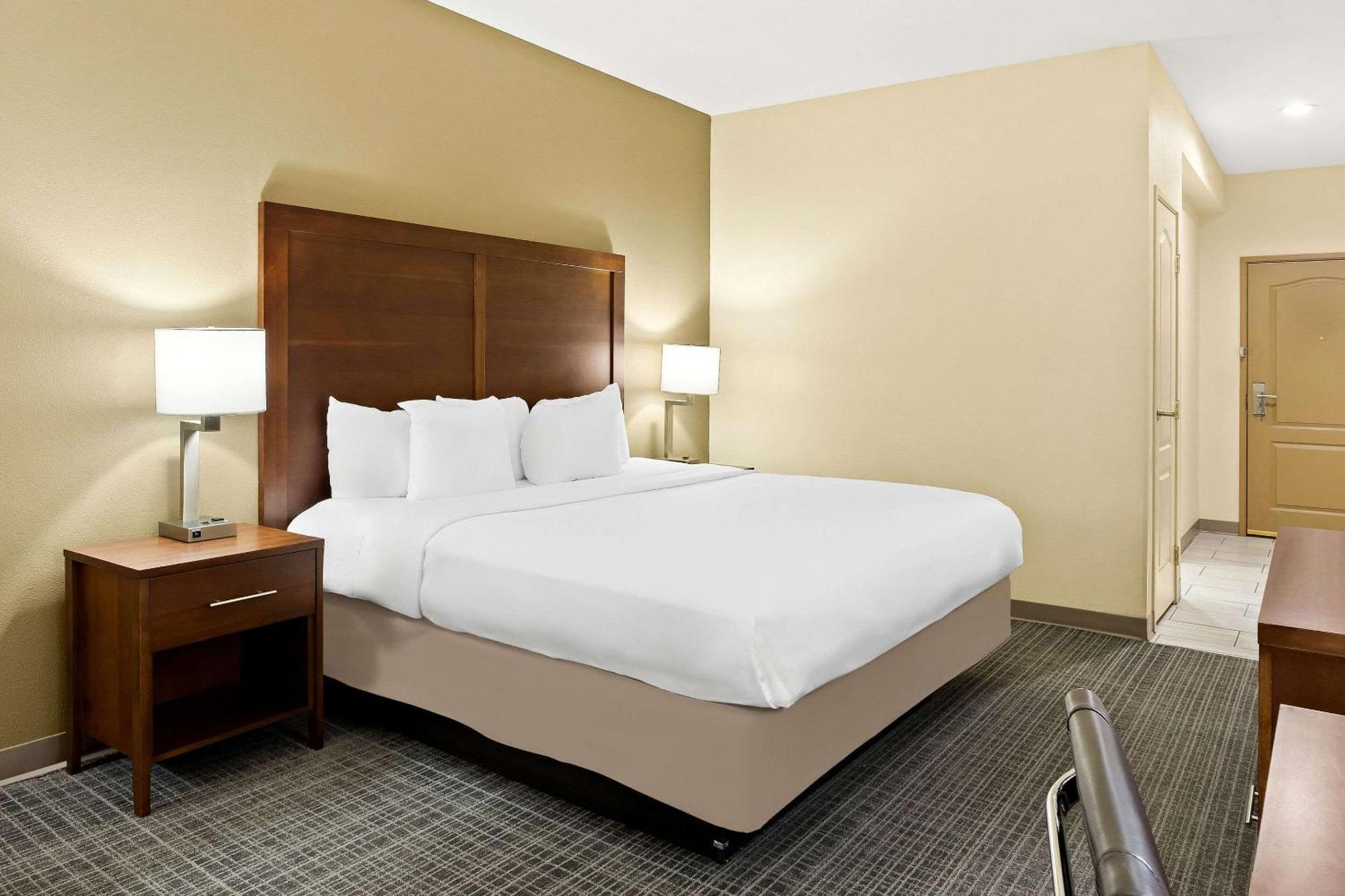 Comfort Inn & Suites High Point - Archdale מראה חיצוני תמונה