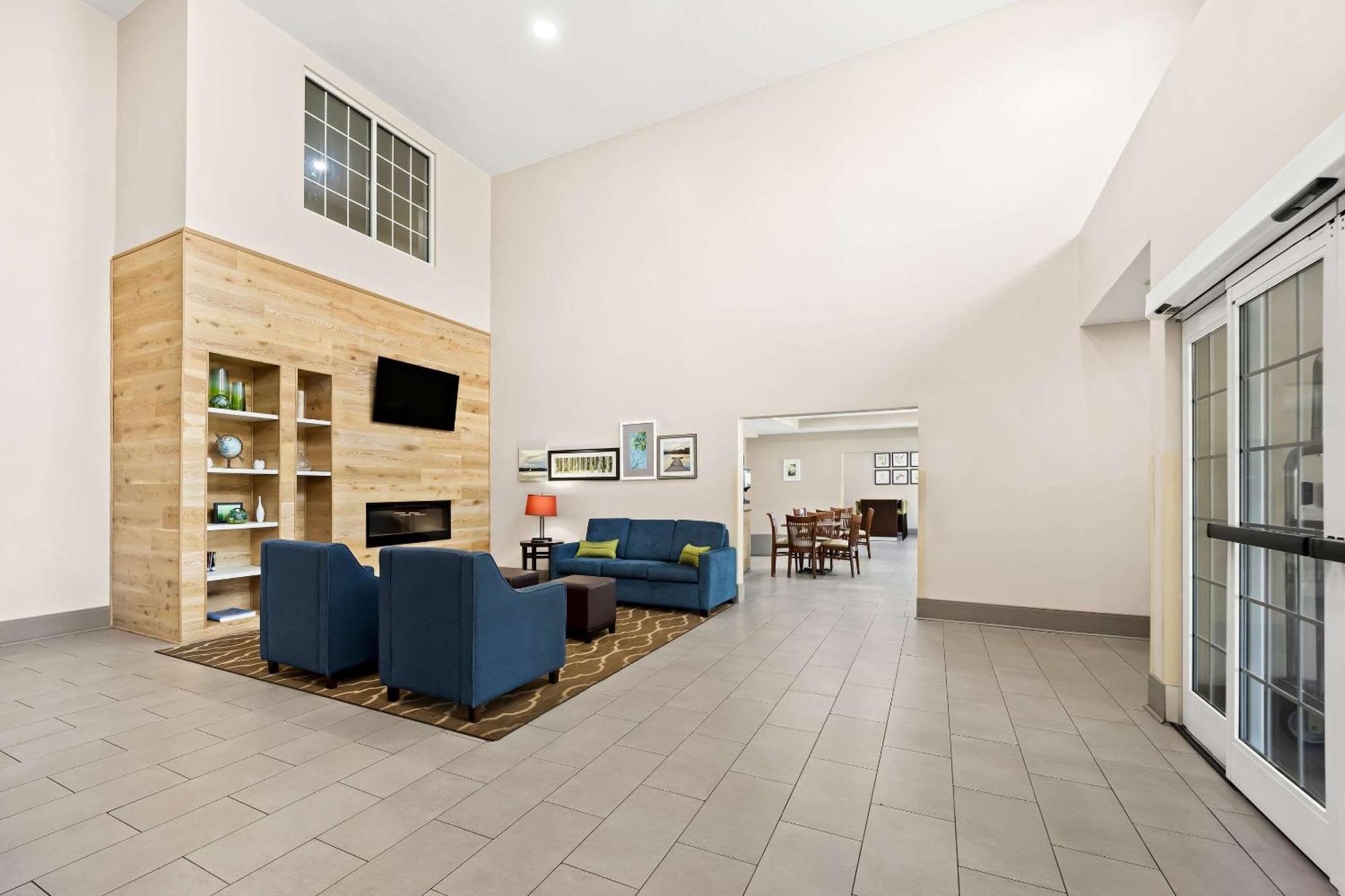 Comfort Inn & Suites High Point - Archdale מראה חיצוני תמונה