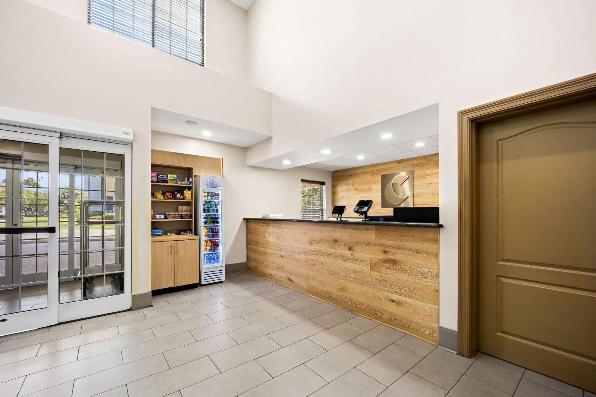 Comfort Inn & Suites High Point - Archdale מראה חיצוני תמונה